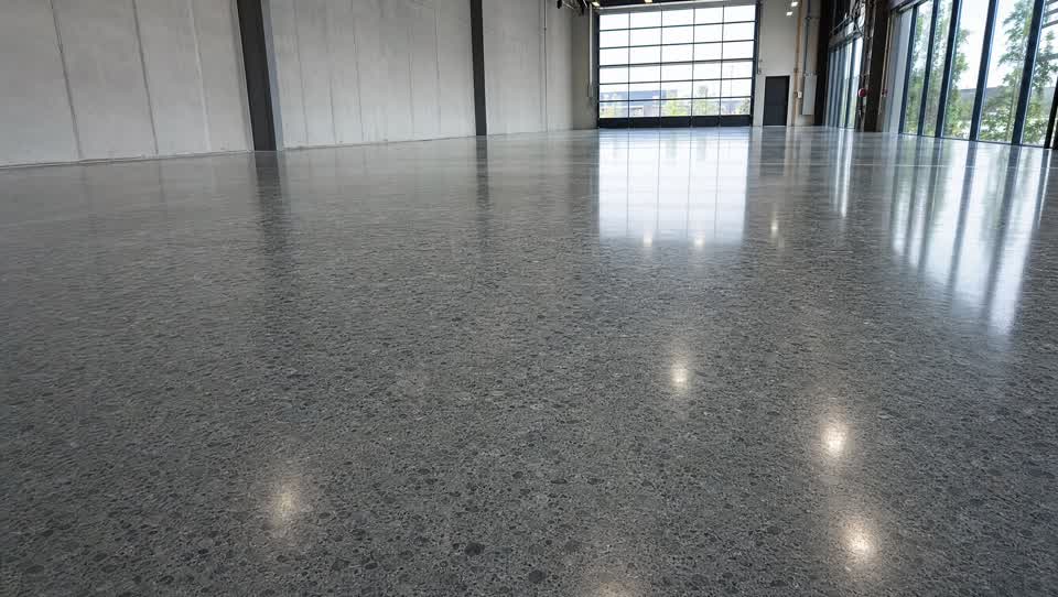 Polished commercial concrete floor with a high-gloss diamond-polished finish
